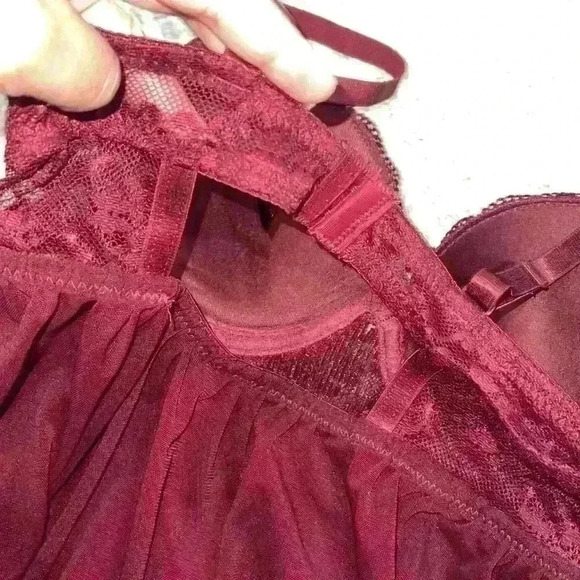Renè Rofè Lingerie Small Burgundy/Wine Color - Picture 7 of 8